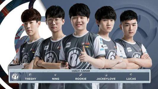 黑这样的顶 黑这样的顶